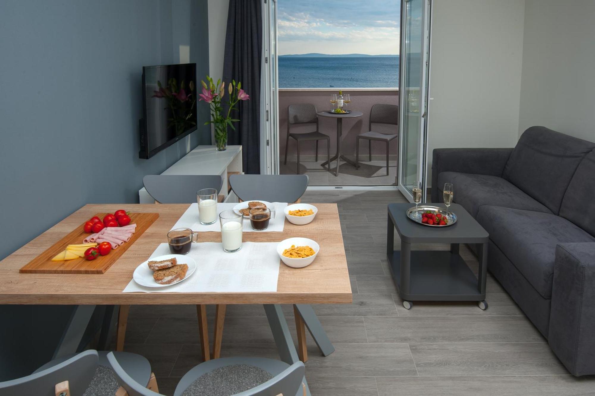 Seaside Luxury Suites Ποντστράνα Δωμάτιο φωτογραφία