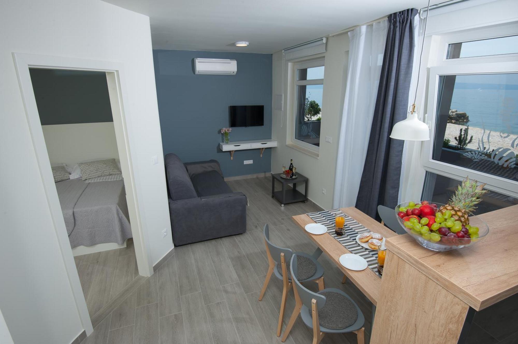 Seaside Luxury Suites Ποντστράνα Δωμάτιο φωτογραφία