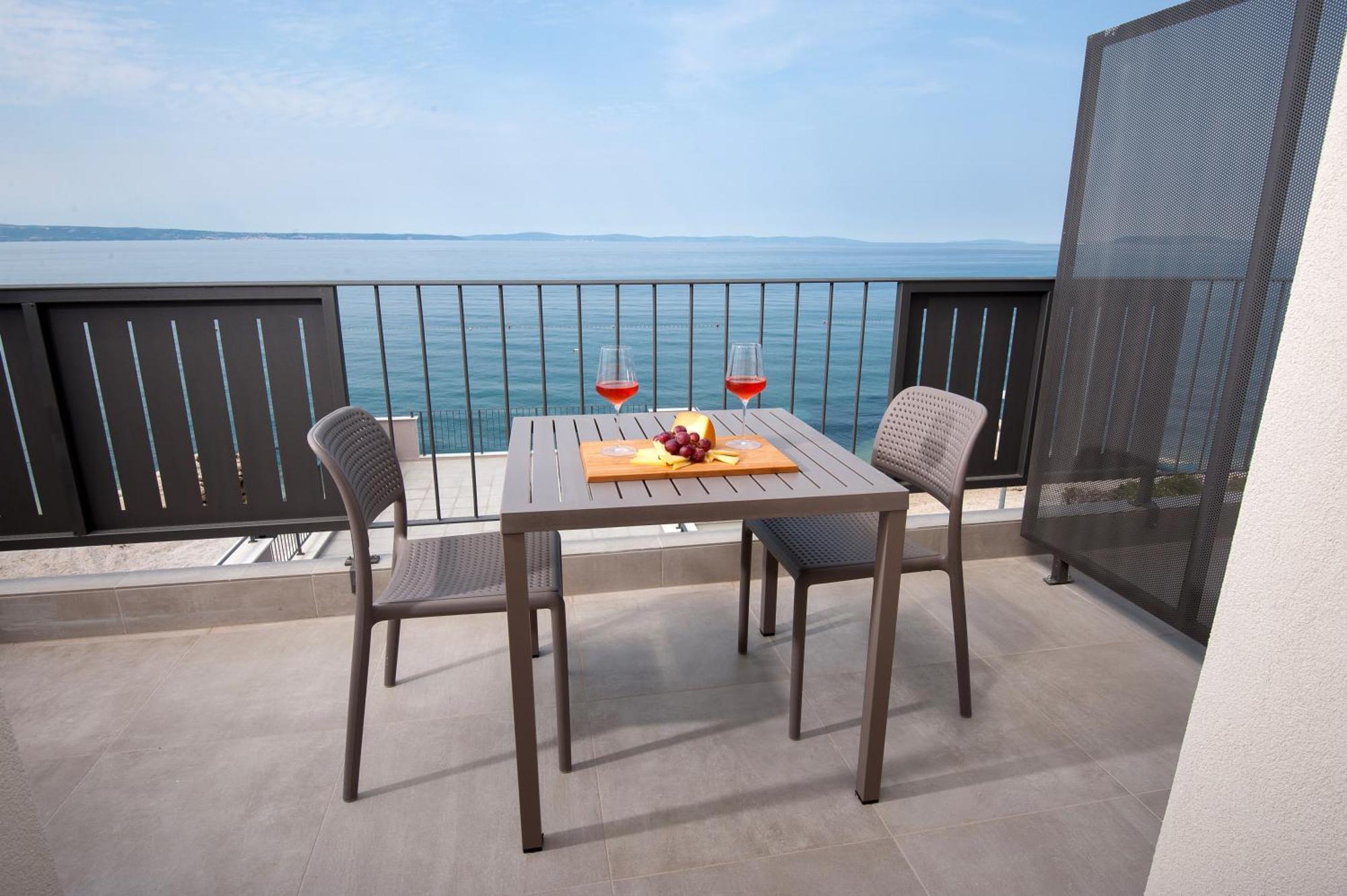 Seaside Luxury Suites Ποντστράνα Δωμάτιο φωτογραφία