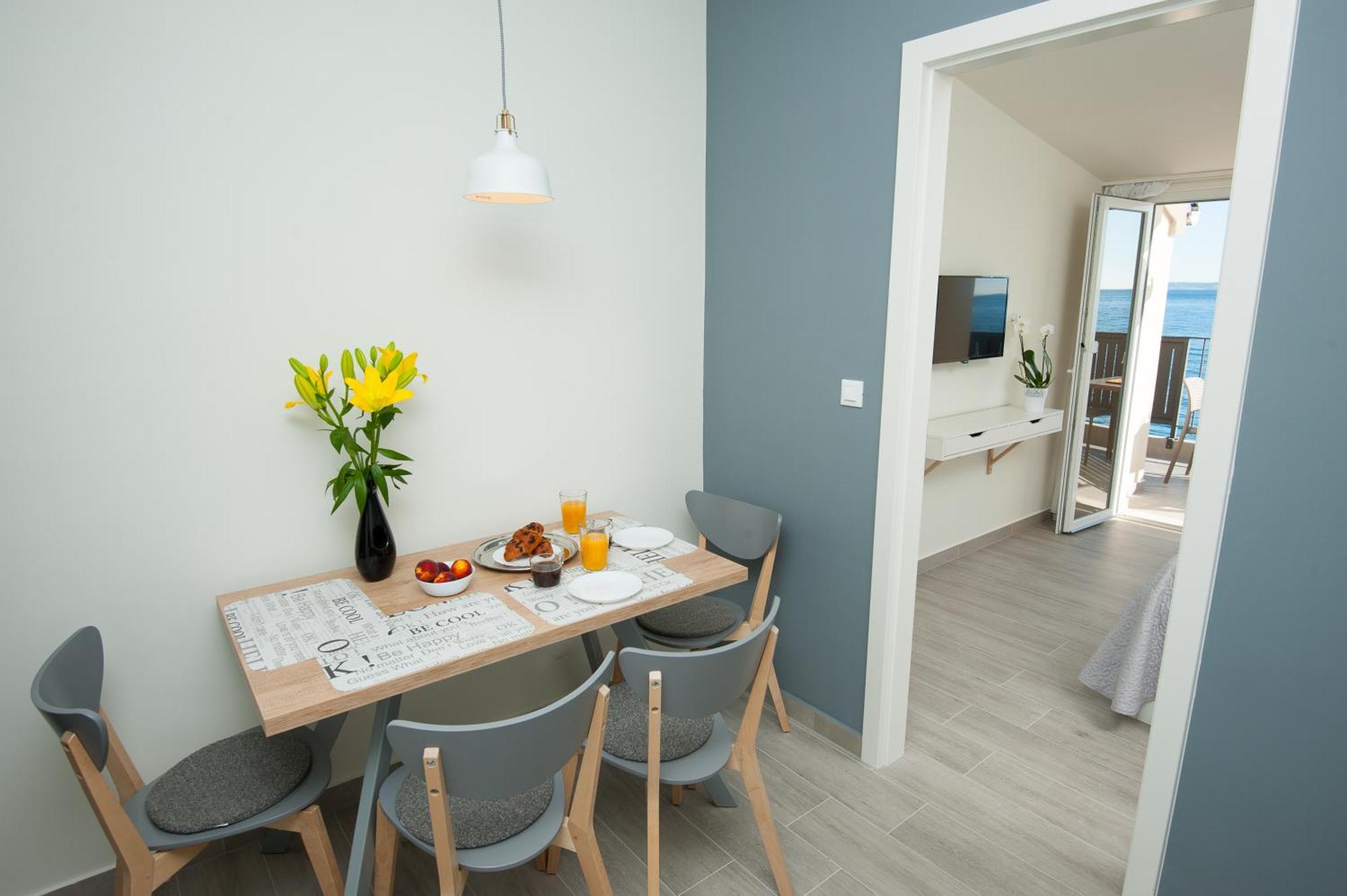 Seaside Luxury Suites Ποντστράνα Δωμάτιο φωτογραφία